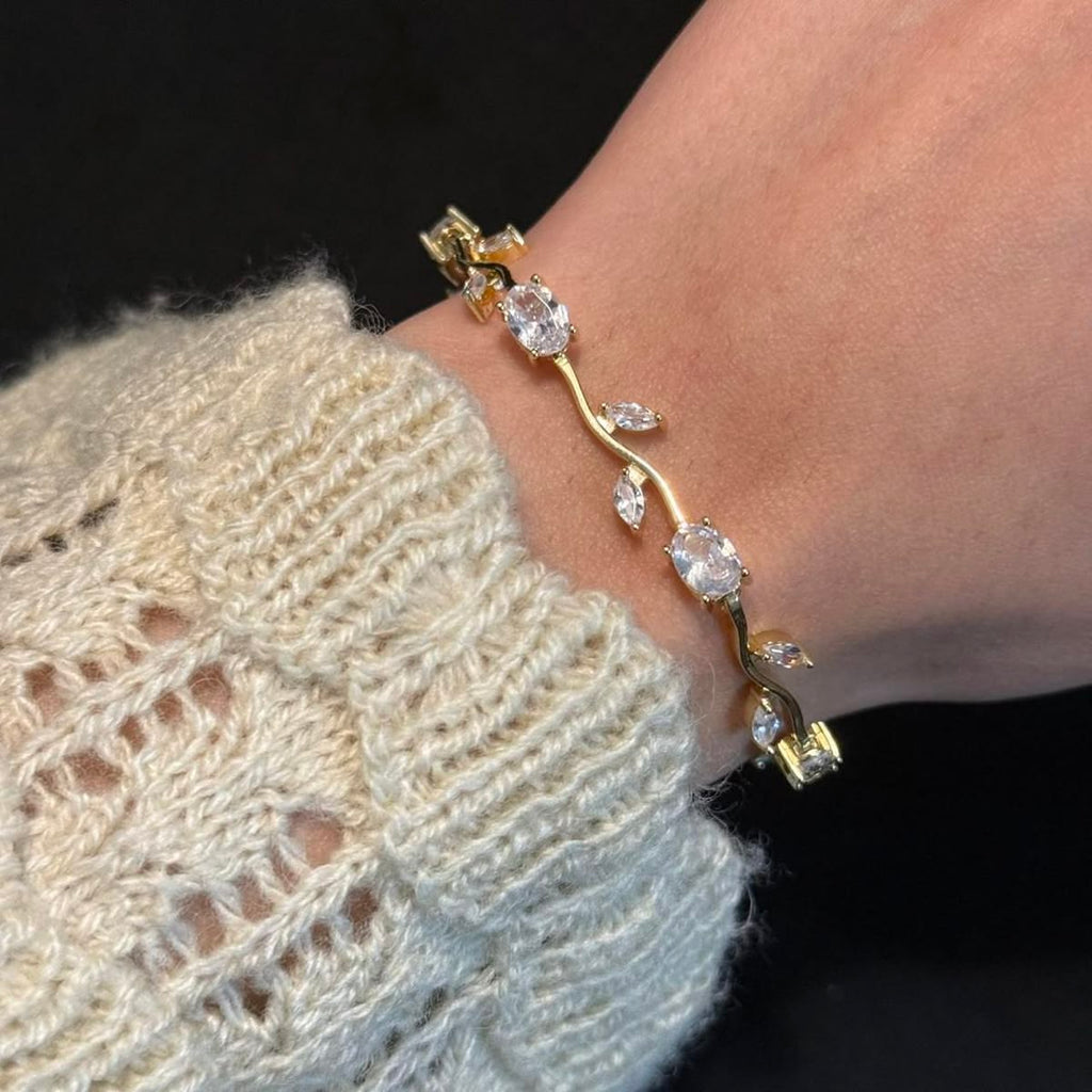 White Tulip Bracelet