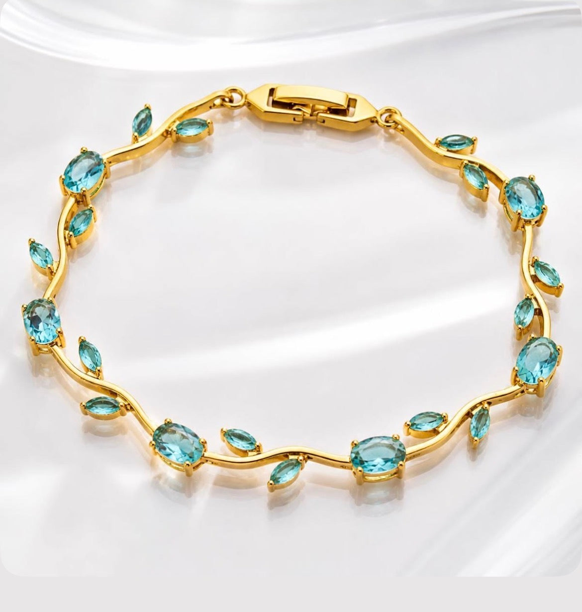 Elegant sky blue tulip braclet
