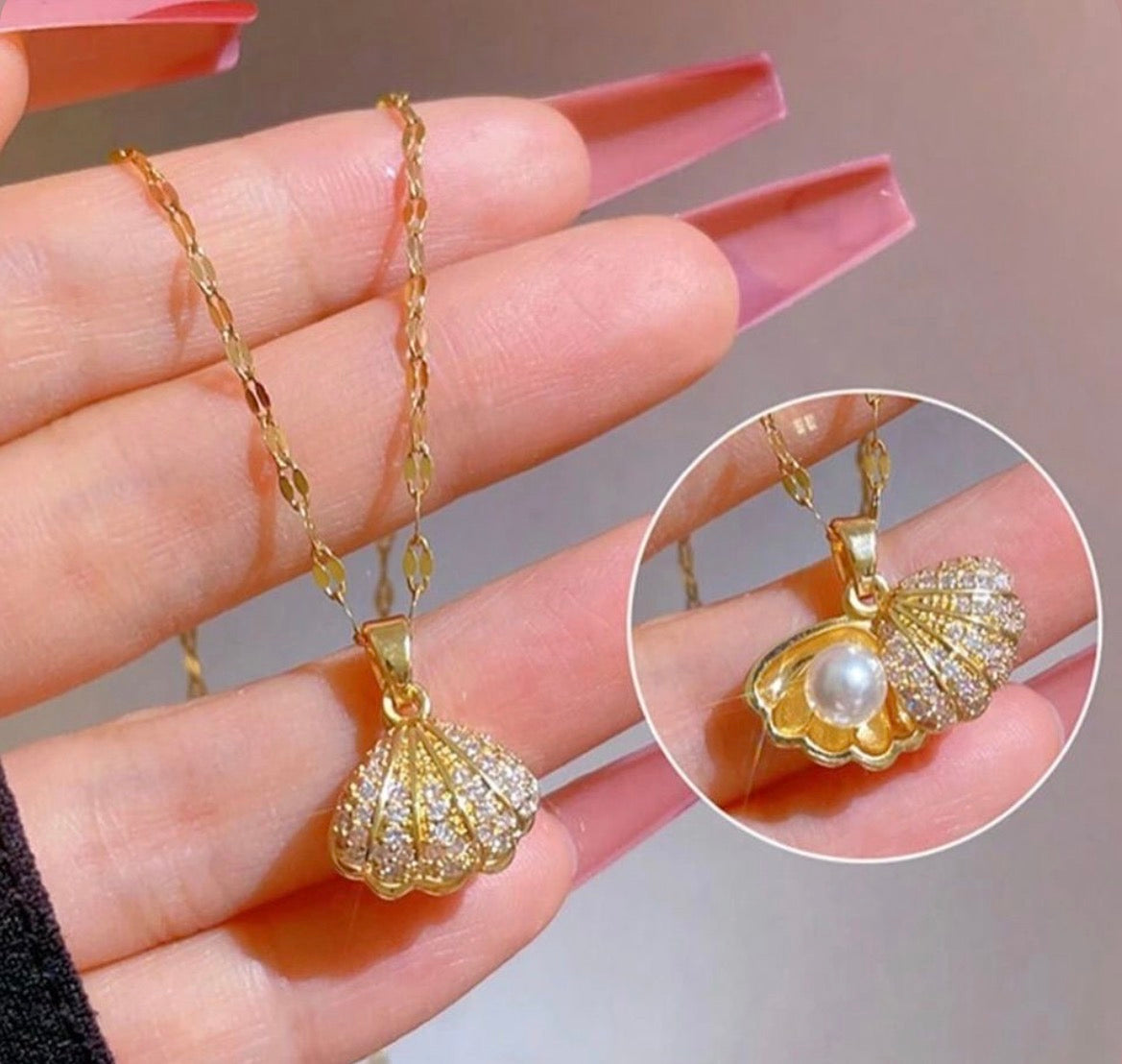 Openable Seashell Pearl pandent for Women