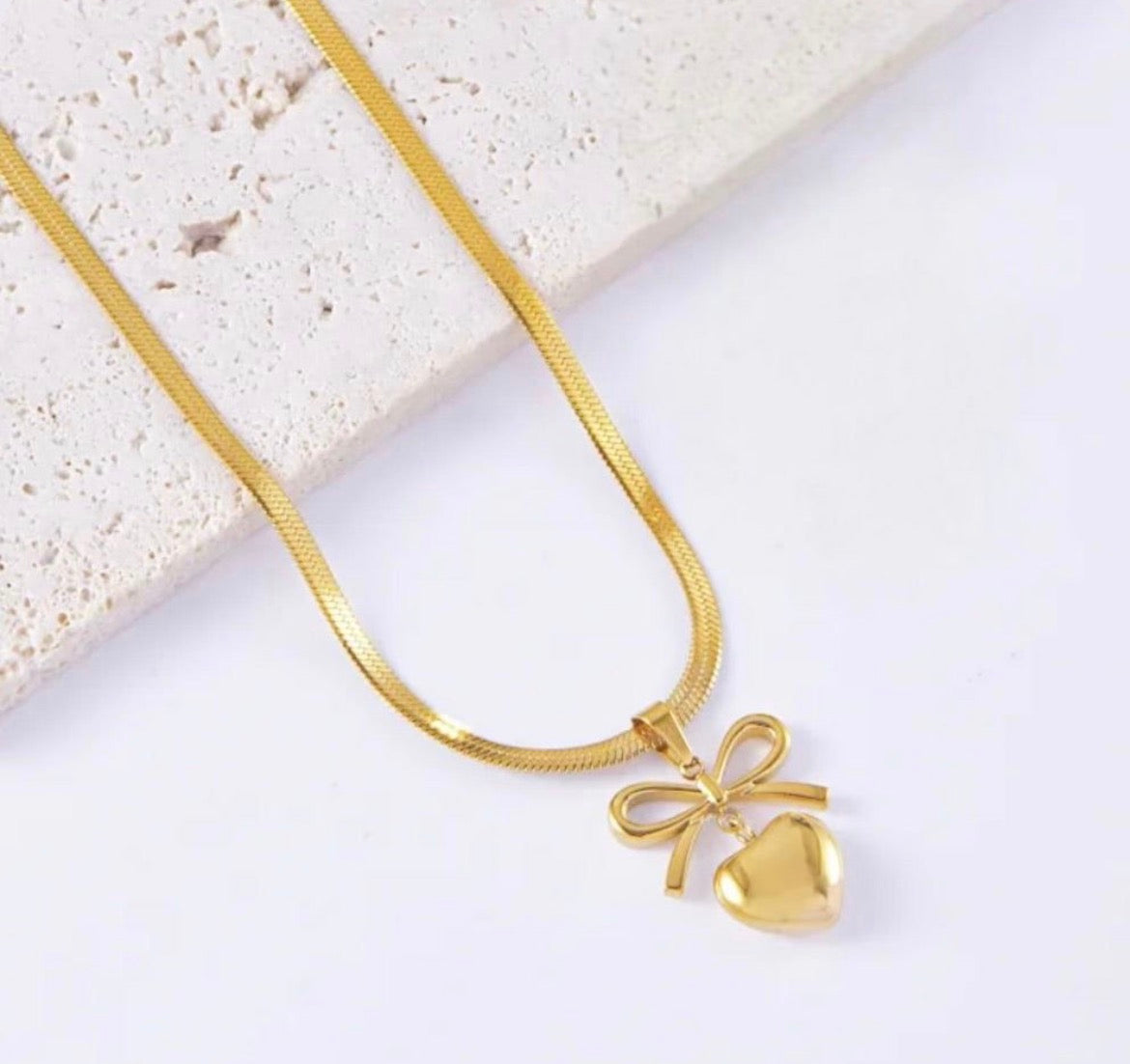 Golden Bow Heart Pendant Necklace for Women Trendy Gold-Plated Necklace