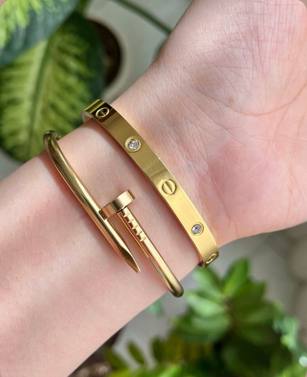 Luxury Gold Plated Nail & Crystal Bracelet Set