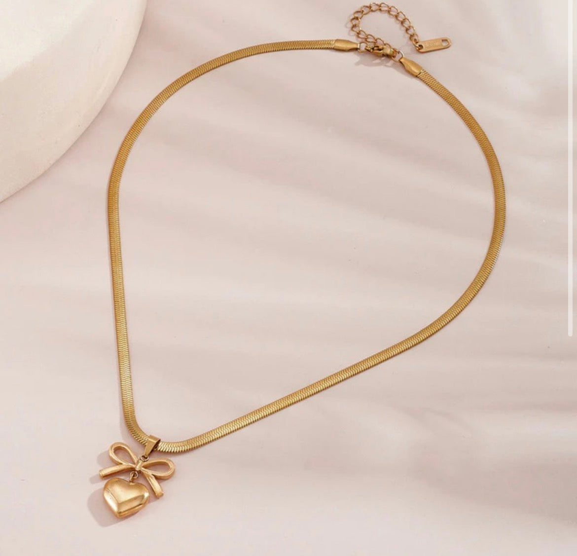 Golden Bow Heart Pendant Necklace for Women Trendy Gold-Plated Necklace