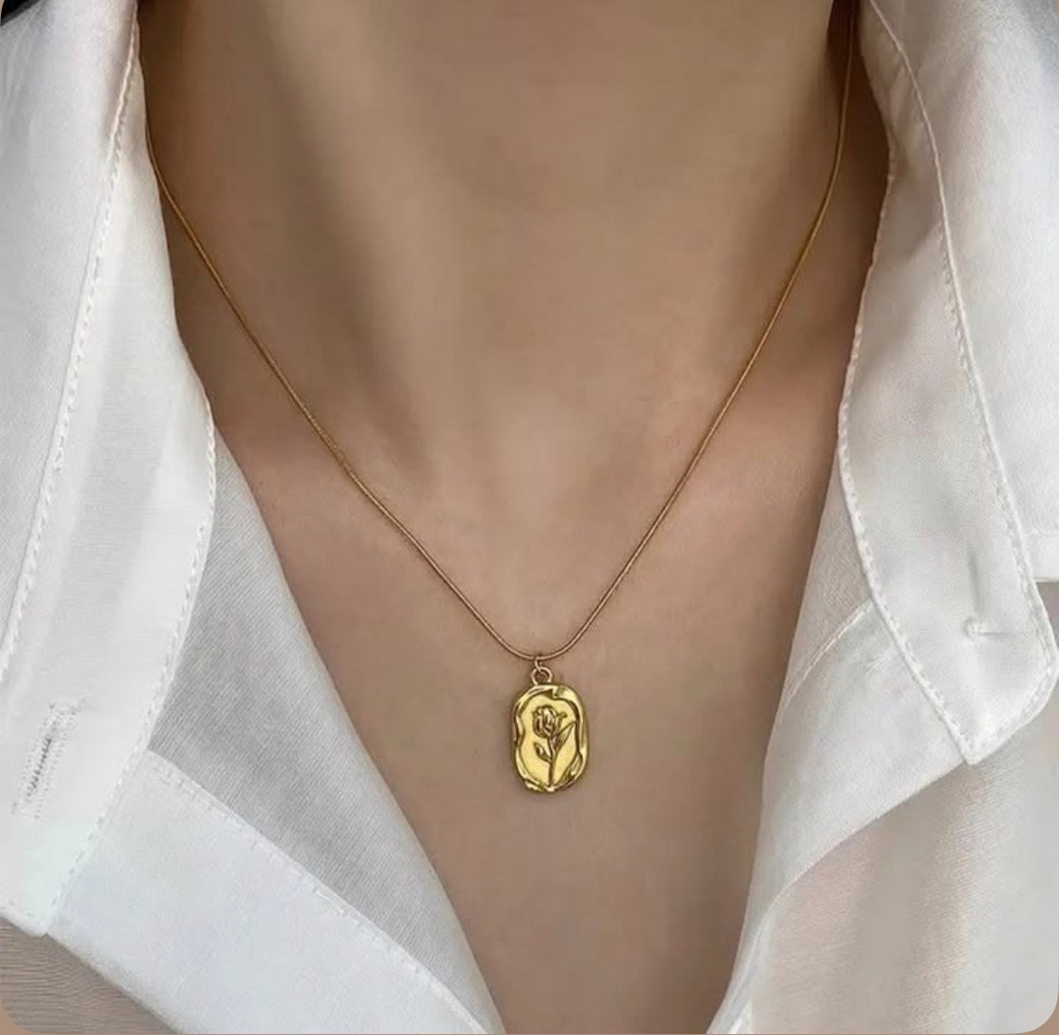 Golden Bloom Pendant Necklace
