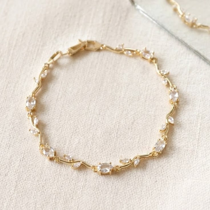 White Tulip Bracelet
